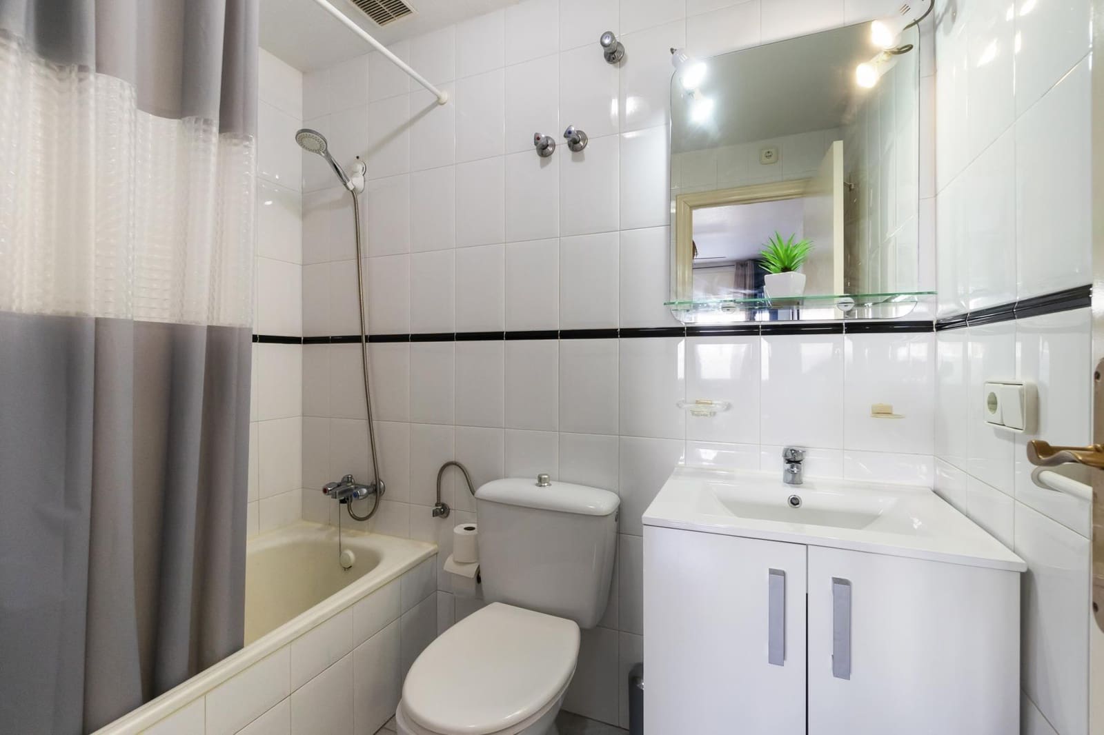 2 sypialnia Dom szeregowy na sprzedaż w Los Altos z basenem - 125 000 € (Ref: 9349408)