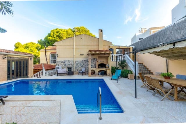 3 soverom Villa til salgs i Playa de los Locos, Torrevieja med svømmebasseng - € 490 000 (Ref: 9356081)