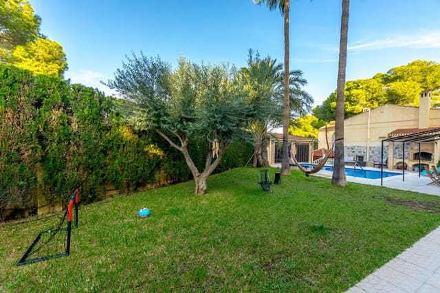 3 soverom Villa til salgs i Playa de los Locos, Torrevieja med svømmebasseng - € 490 000 (Ref: 9356081)