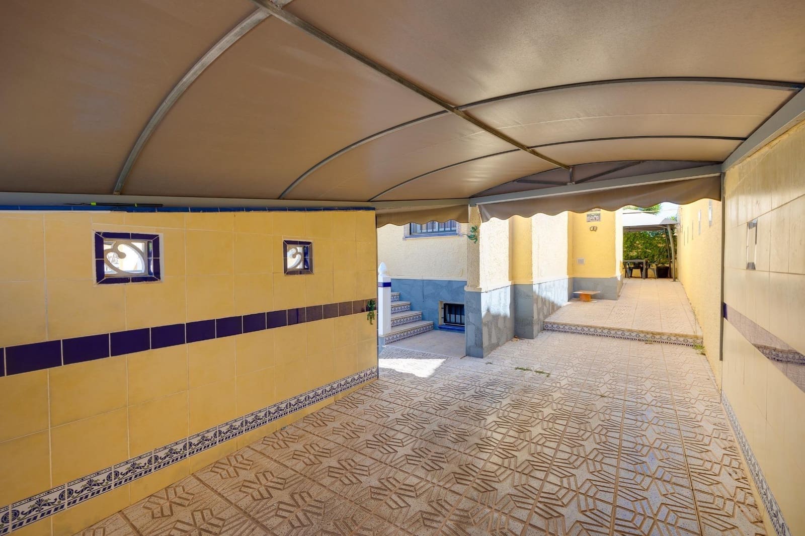 3 sypialnia Willa na sprzedaż w La Marina z basenem - 230 000 € (Ref: 9356083)