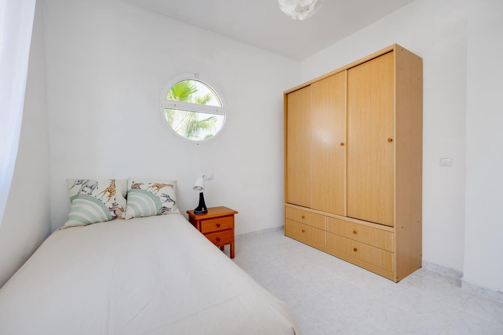 Adosado de 3 habitaciones en Torrevieja en venta - 169.900 € (Ref: 9362524)