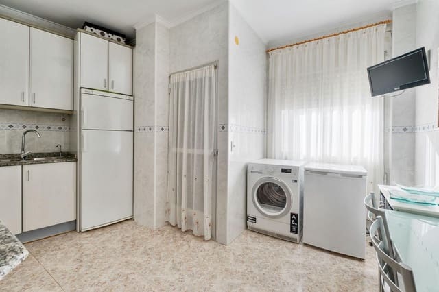 3 chambre Appartement à vendre à Centro, Torrevieja avec garage - 225 000 € (Ref: 9362525)