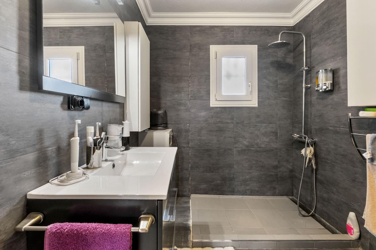 3 bedroom Bungalow for sale in Aguas Nuevas with pool - € 235,000 (Ref: 9373651)