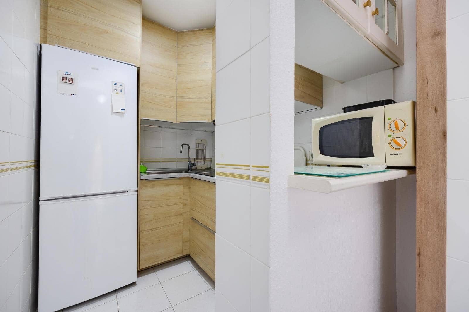 Adosado de 4 habitaciones en Torrevieja en venta con piscina - 159.000 € (Ref: 9379262)