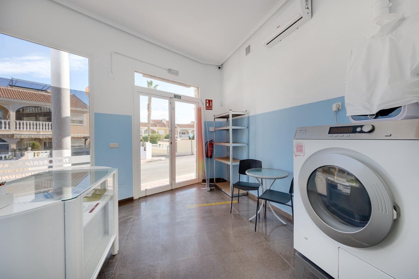 1 soverom Kommersiell til salgs i Rojales - € 130 000 (Ref: 9382733)