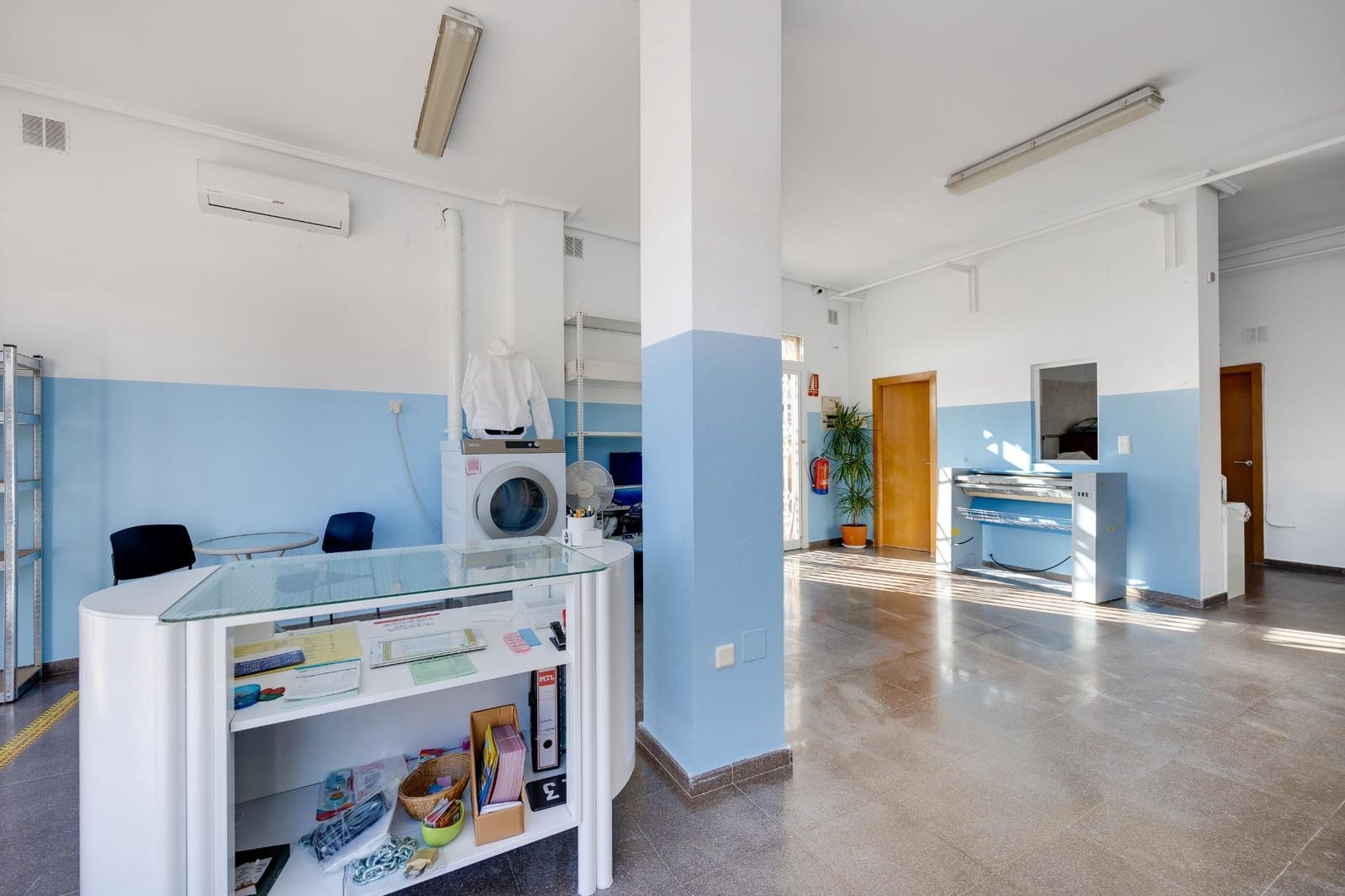 1 bedroom Commercial for sale in Rojales - € 130,000 (Ref: 9382733)