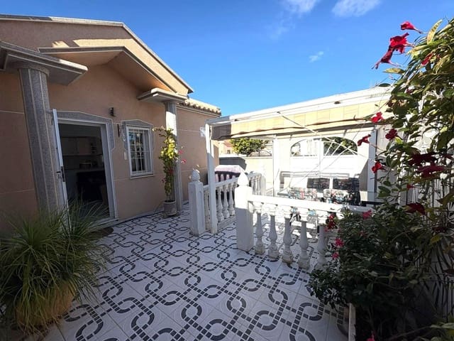 2 camera da letto Bungalow in vendita in Torrevieja con piscina - 169.000 € (Rif: 9400829)