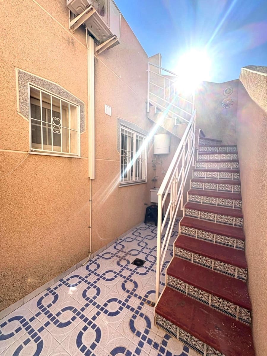 2 camera da letto Bungalow in vendita in Torrevieja con piscina - 169.000 € (Rif: 9400829)