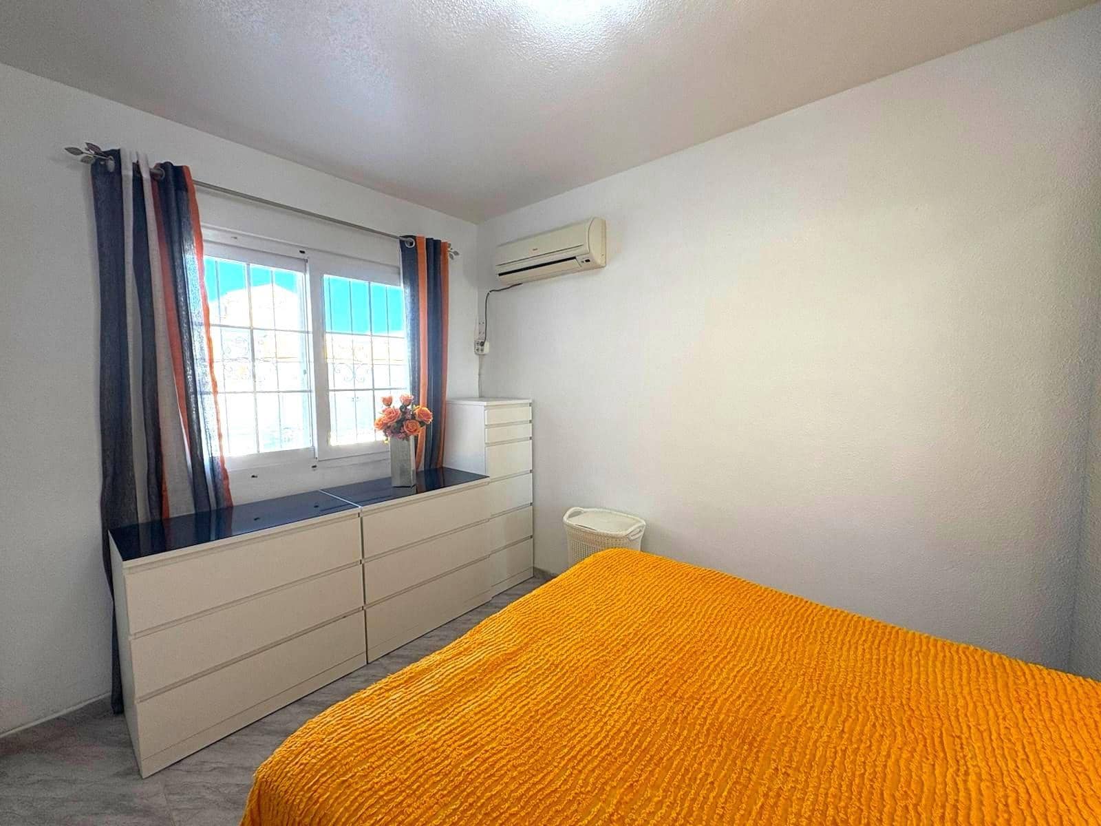 2 camera da letto Bungalow in vendita in Torrevieja con piscina - 169.000 € (Rif: 9400829)