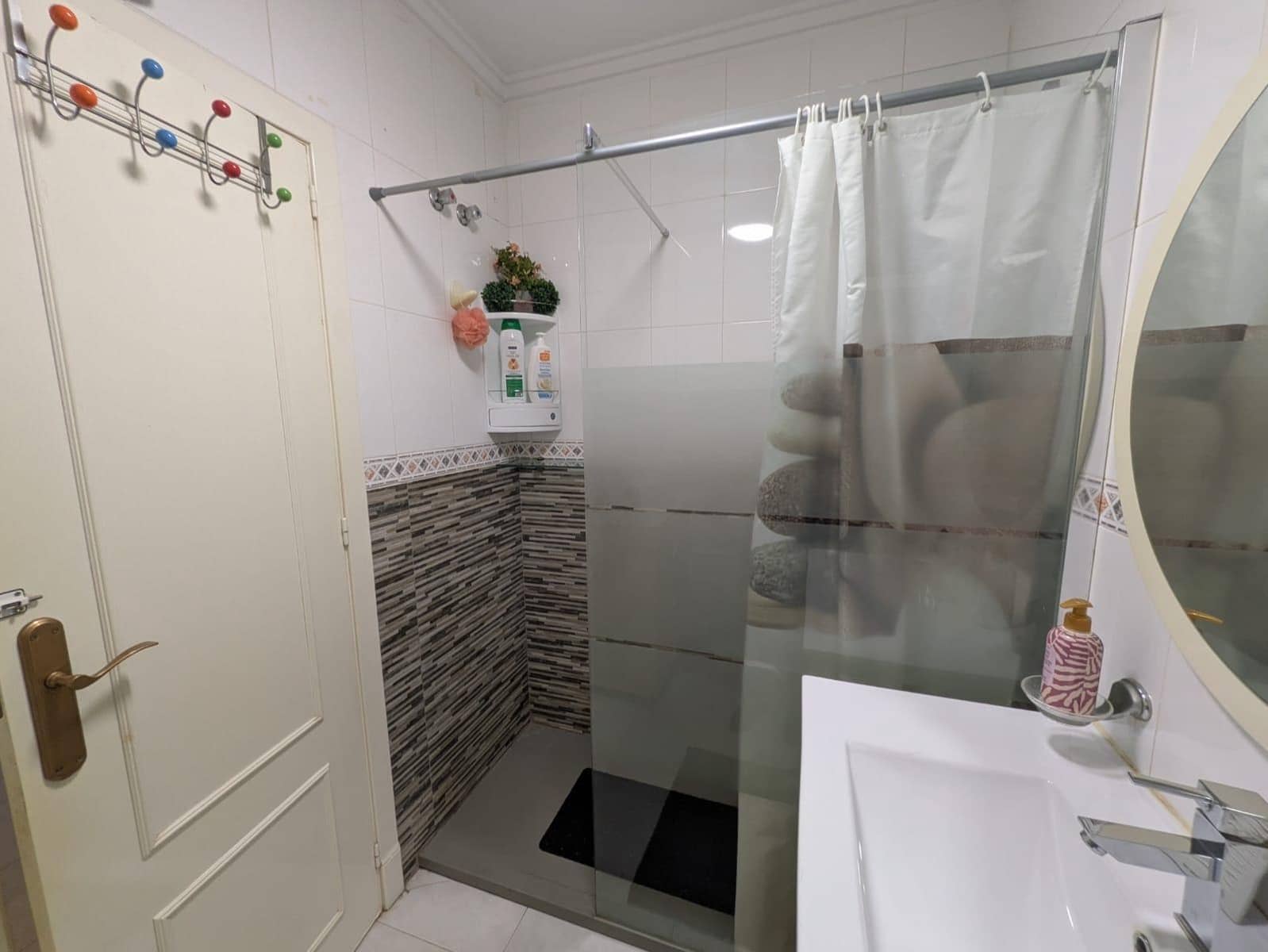 3 bedroom Bungalow for sale in Torrevieja with pool - € 129,900 (Ref: 9416047)