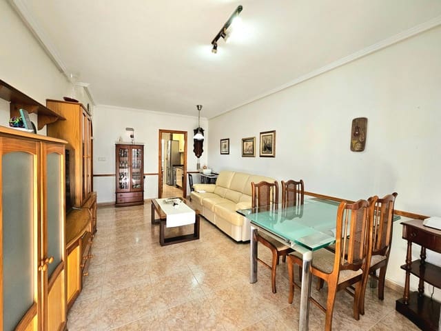 4 bedroom Villa for sale in Parque de las Naciones, Torrevieja with pool - € 248,000 (Ref: 9419605)