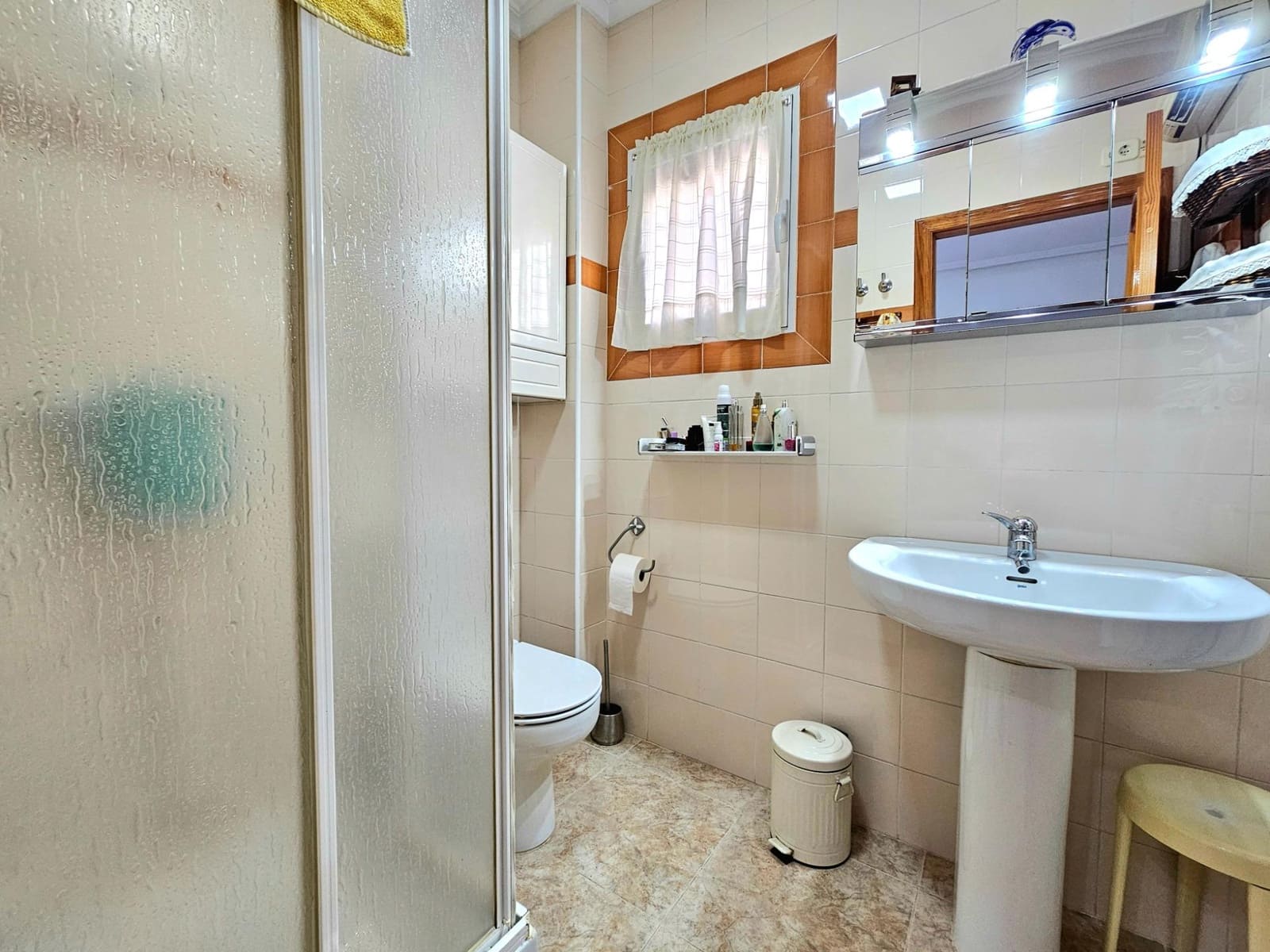 4 chambre Villa/Maison à vendre à Torrevieja avec piscine - 248 000 € (Ref: 9419605)