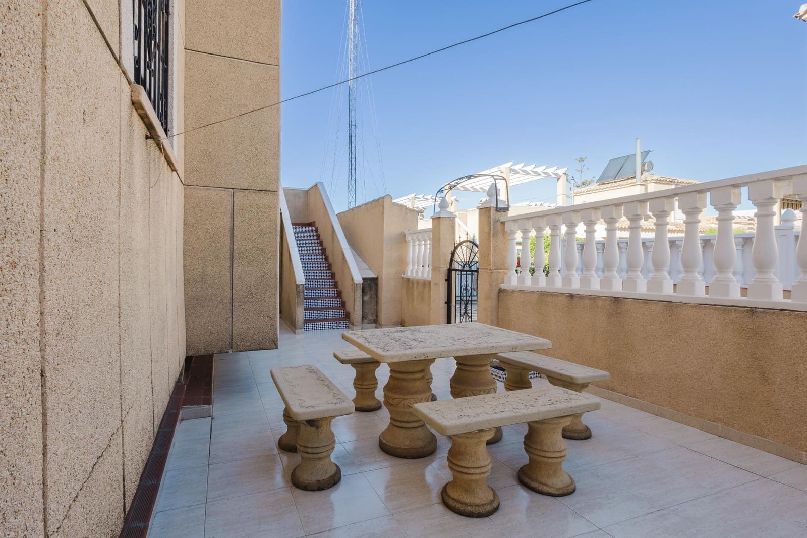 2 soverom Bungalow til salgs i Torrevieja med svømmebasseng - € 139 990 (Ref: 9427439)