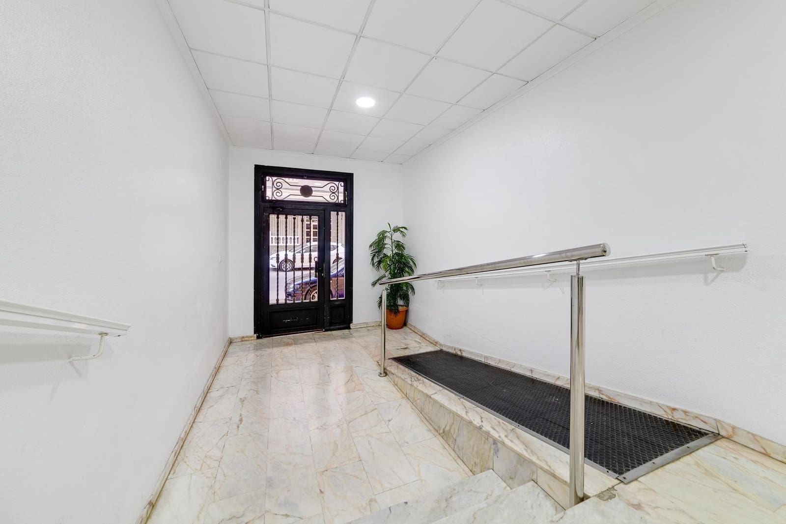 2 chambre Appartement à vendre à Torrevieja - 115 000 € (Ref: 9436083)