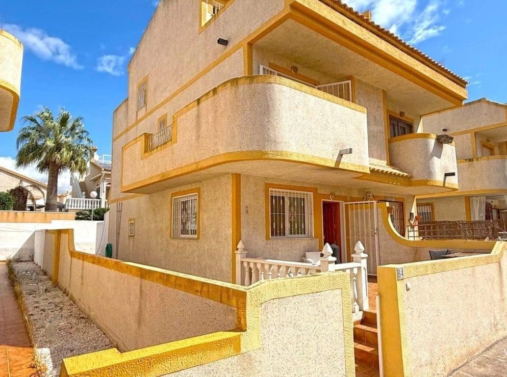 3 sovrum Radhus till salu i La Florida med pool - 184 900 € (Ref: 9449049)