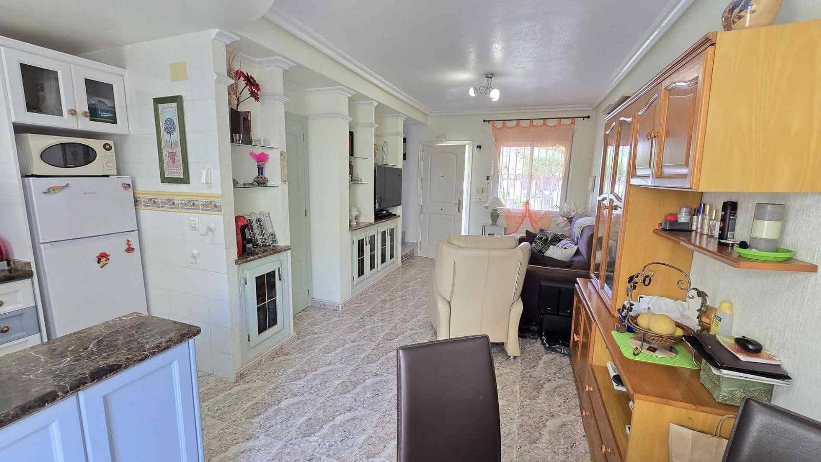 2 soveværelse Rækkehus til salg i El Limonar med swimmingpool - € 152.900 (Ref: 9449051)