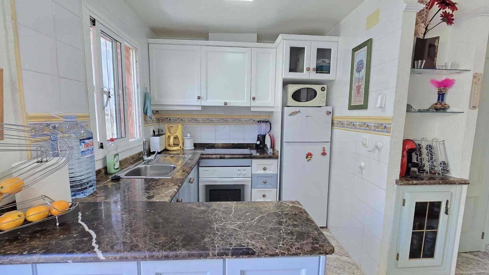 2 soveværelse Rækkehus til salg i El Limonar med swimmingpool - € 152.900 (Ref: 9449051)