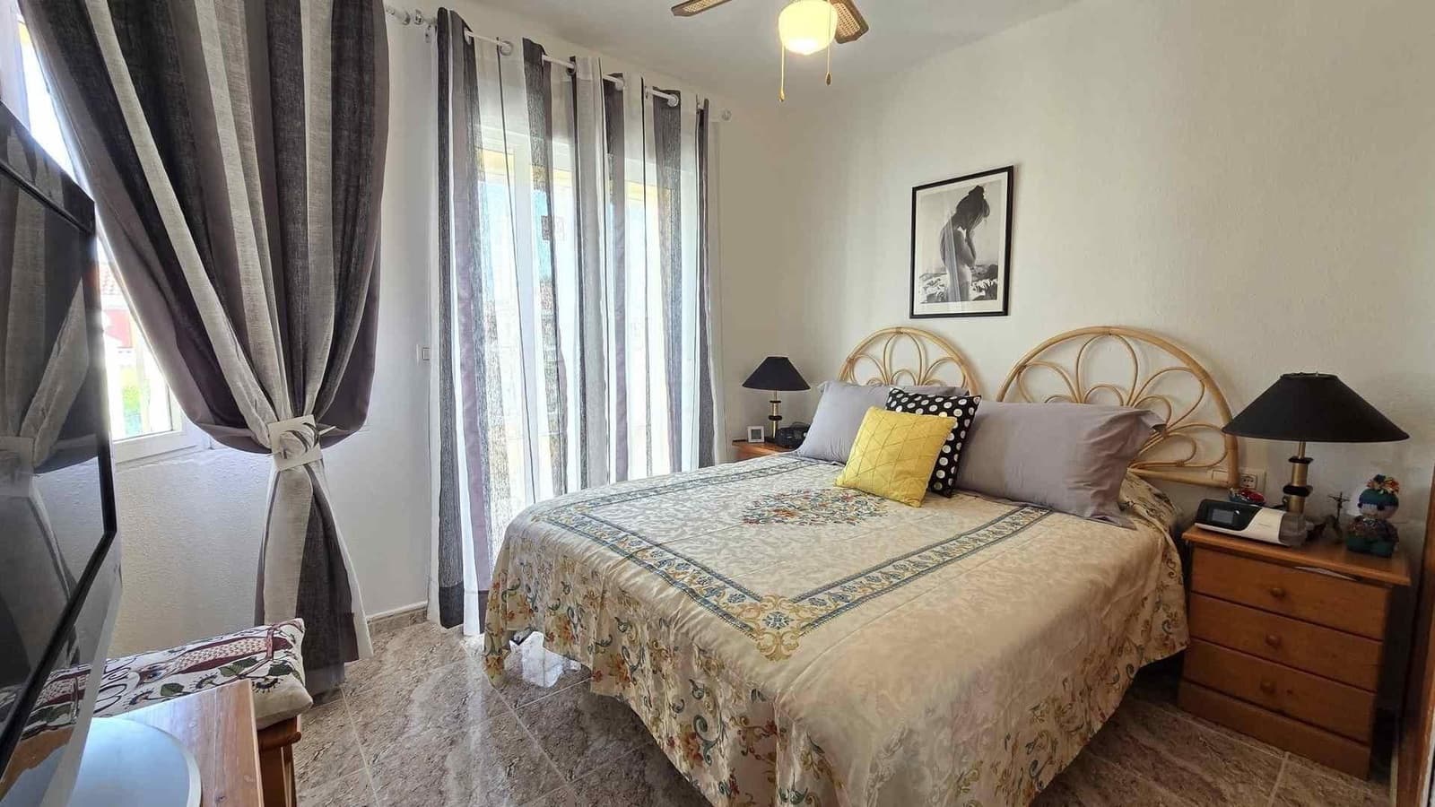 2 soveværelse Rækkehus til salg i El Limonar med swimmingpool - € 152.900 (Ref: 9449051)