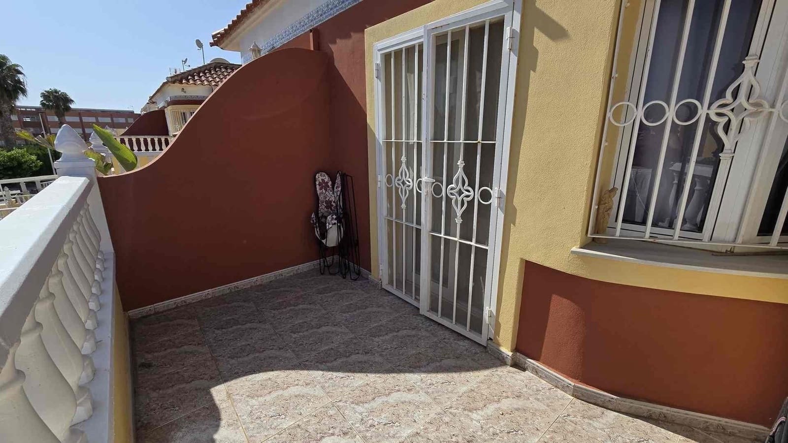 2 soveværelse Rækkehus til salg i El Limonar med swimmingpool - € 152.900 (Ref: 9449051)