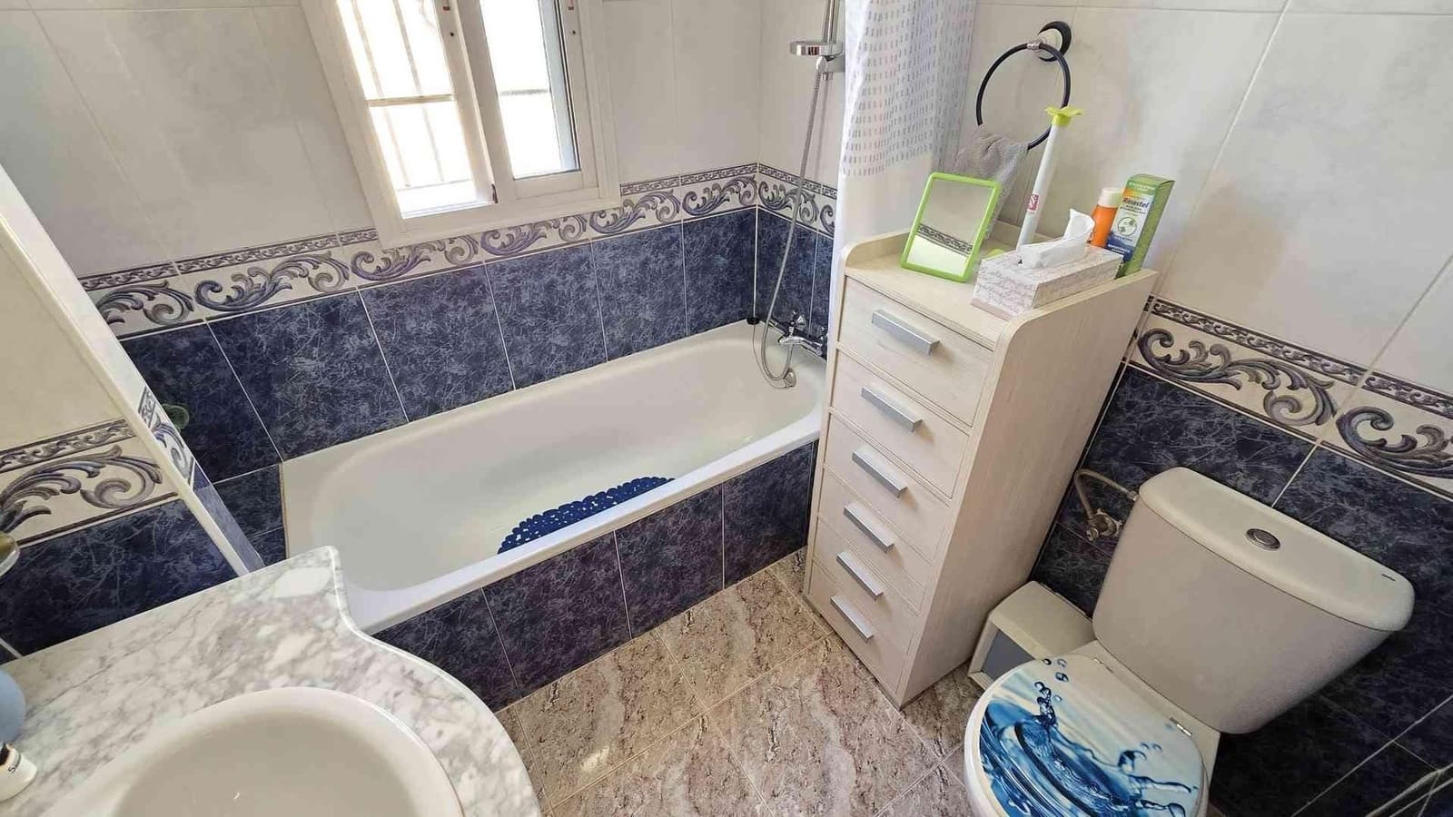 2 soveværelse Rækkehus til salg i El Limonar med swimmingpool - € 152.900 (Ref: 9449051)