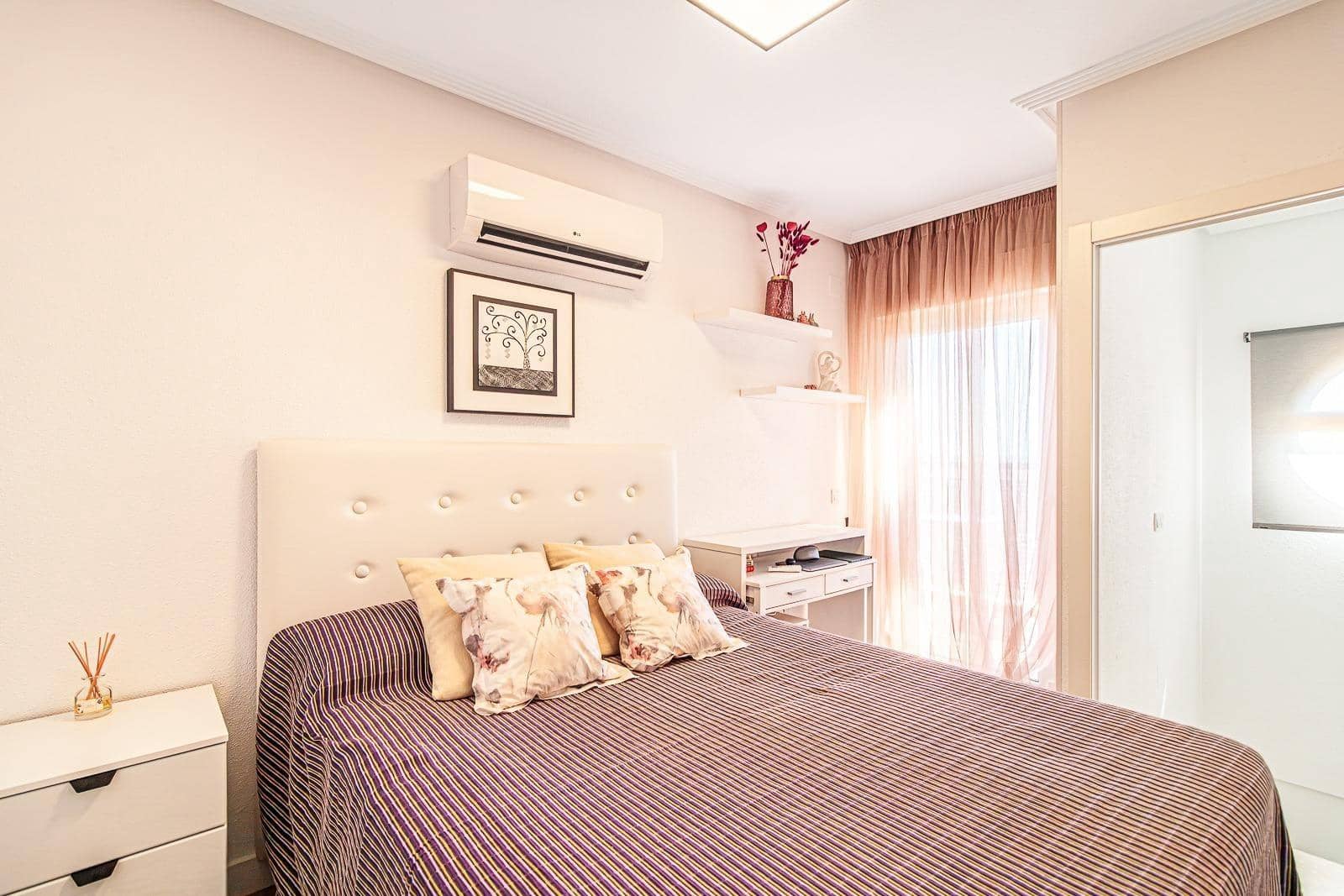 1 soveværelse Penthouse til salg i Torrevieja med garage - € 169.700 (Ref: 9449052)