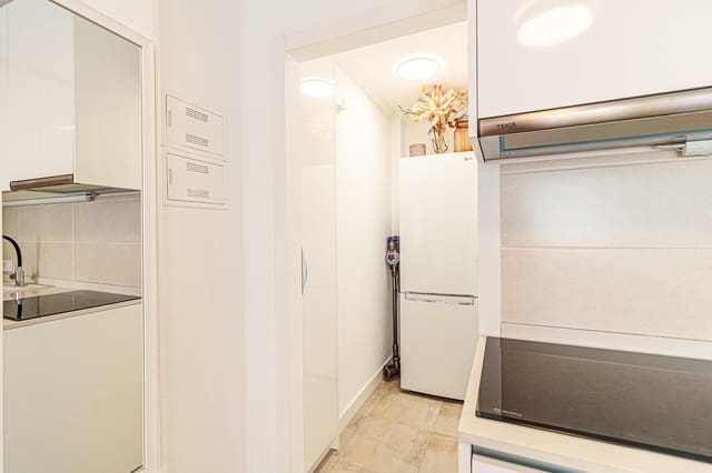 1 makuuhuone Kattohuoneisto myytävänä paikassa Nueva Torrevieja, Torrevieja mukana 
autotalli - 160 000 € (Ref: 9449052)