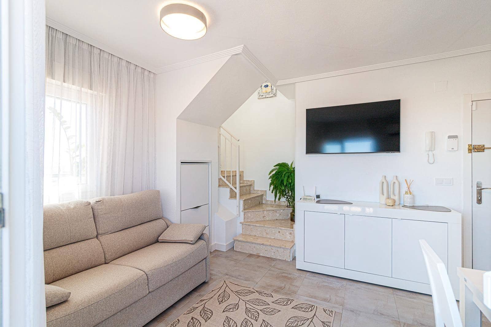 1 makuuhuone Kattohuoneisto myytävänä paikassa Torrevieja mukana 
autotalli - 160 000 € (Ref: 9449052)