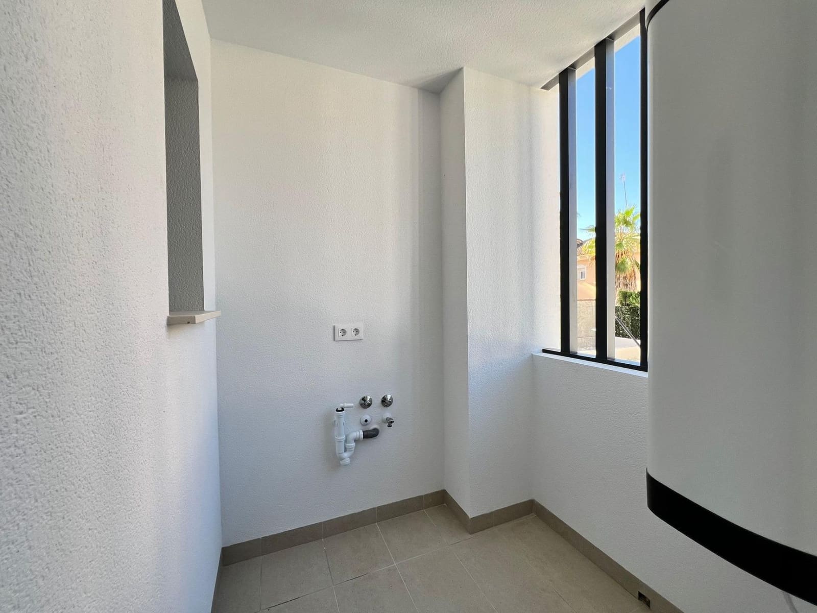 3 soverom Villa til salgs i Benferri med svømmebasseng garasje - € 306 000 (Ref: 9449053)