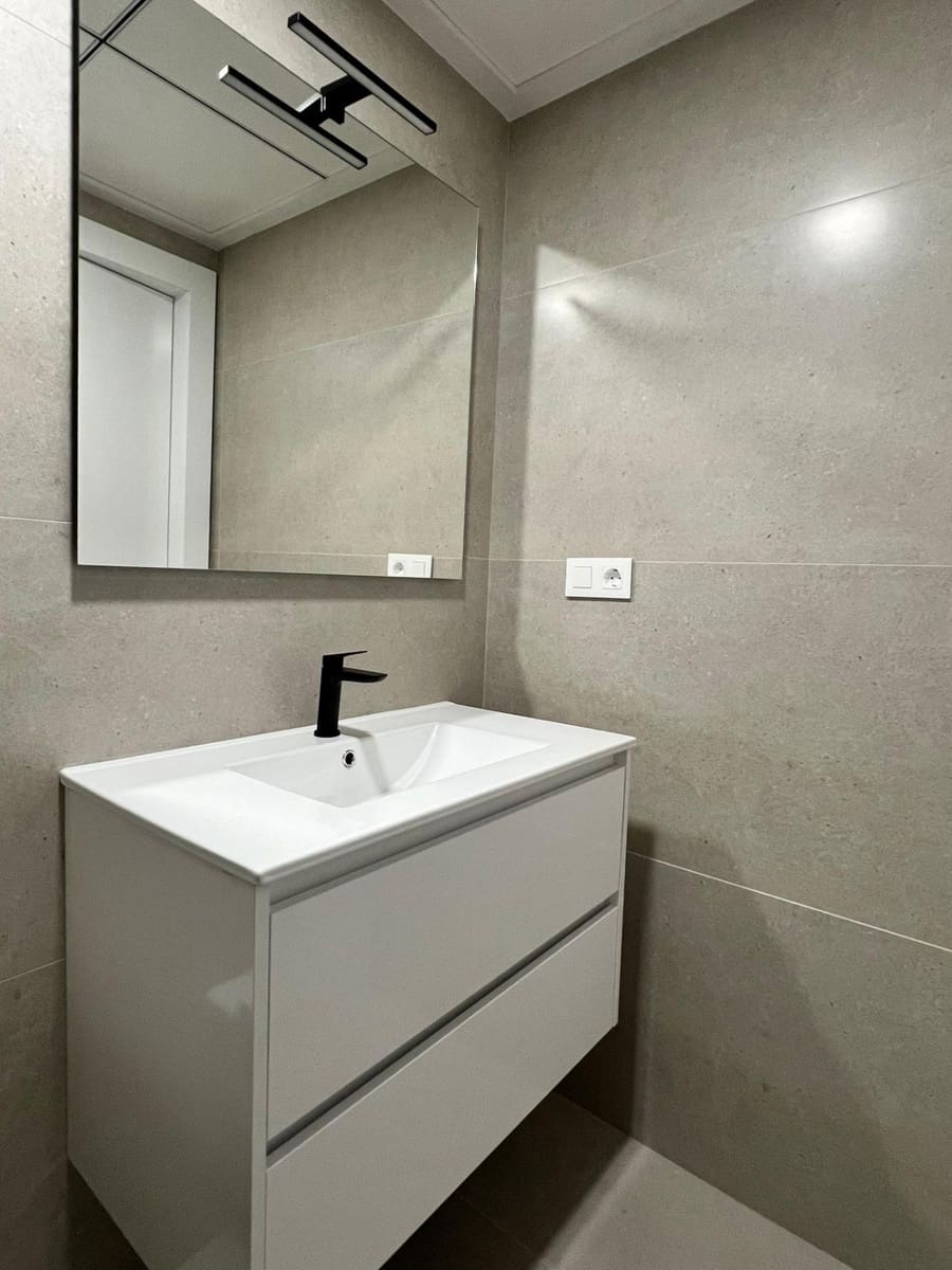 3 slaapkamer Villa te koop in Benferri met zwembad garage - € 318.000 (Ref: 9449053)