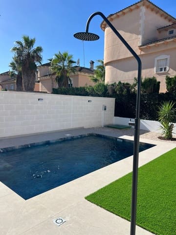 3 soveværelse Villa til salg i Benferri med swimmingpool garage - € 306.000 (Ref: 9449053)