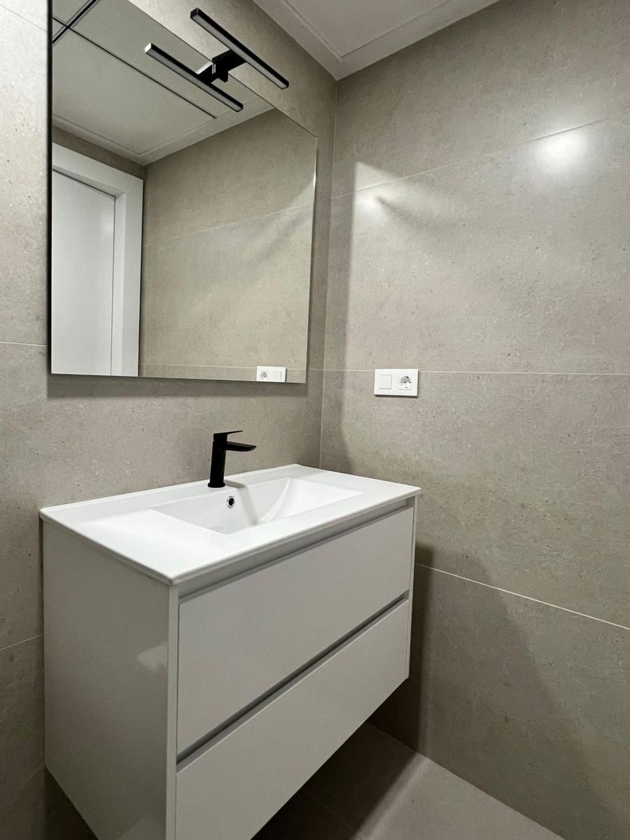 3 soverom Villa til salgs i Benferri med svømmebasseng garasje - € 318 000 (Ref: 9449053)