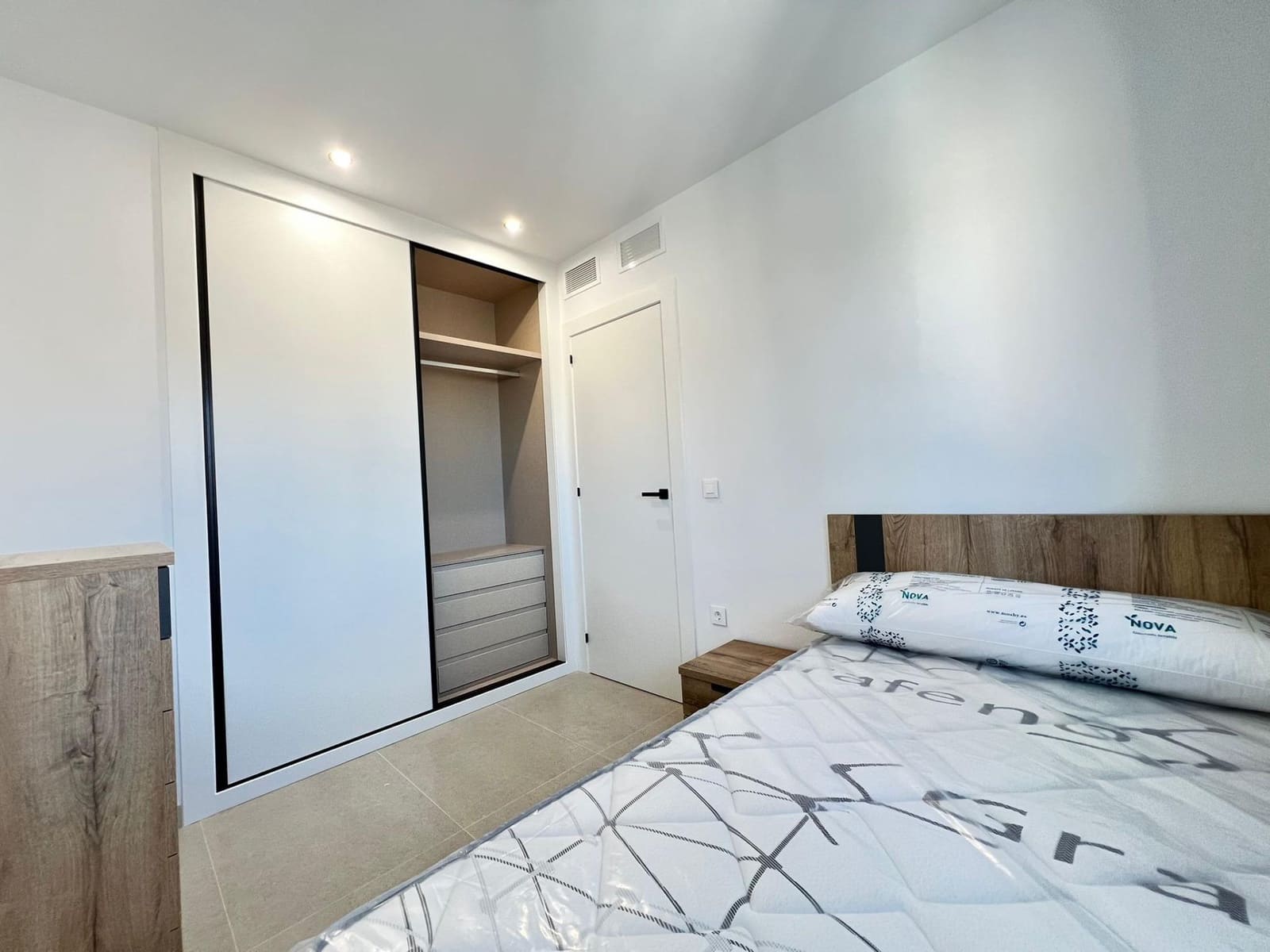 3 soverom Villa til salgs i Benferri med svømmebasseng garasje - € 318 000 (Ref: 9449053)