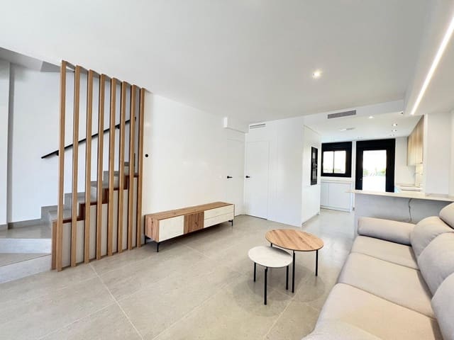 3 soveværelse Villa til salg i Benferri med swimmingpool garage - € 318.000 (Ref: 9449053)