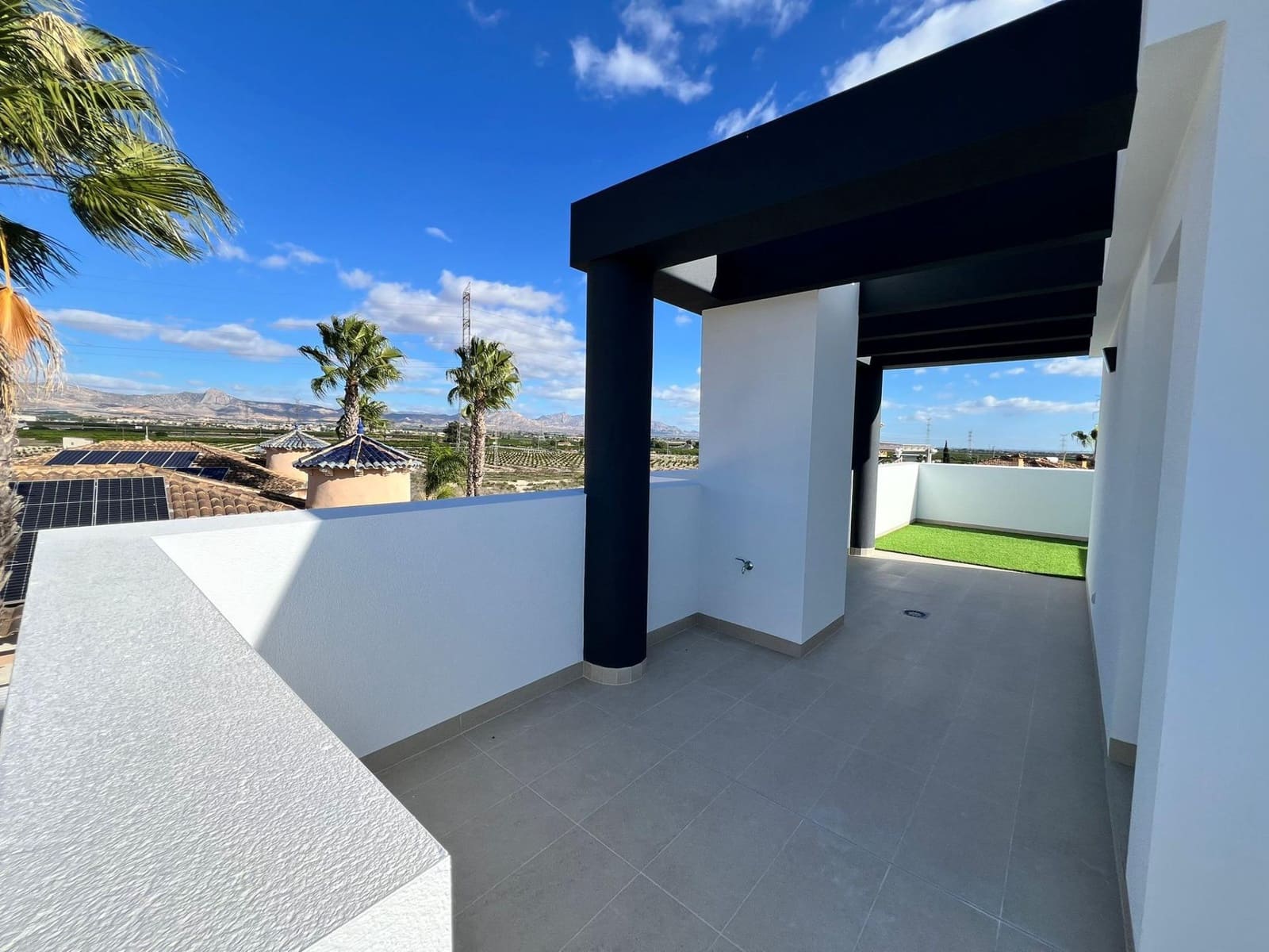 3 soverom Villa til salgs i Benferri med svømmebasseng garasje - € 318 000 (Ref: 9449053)