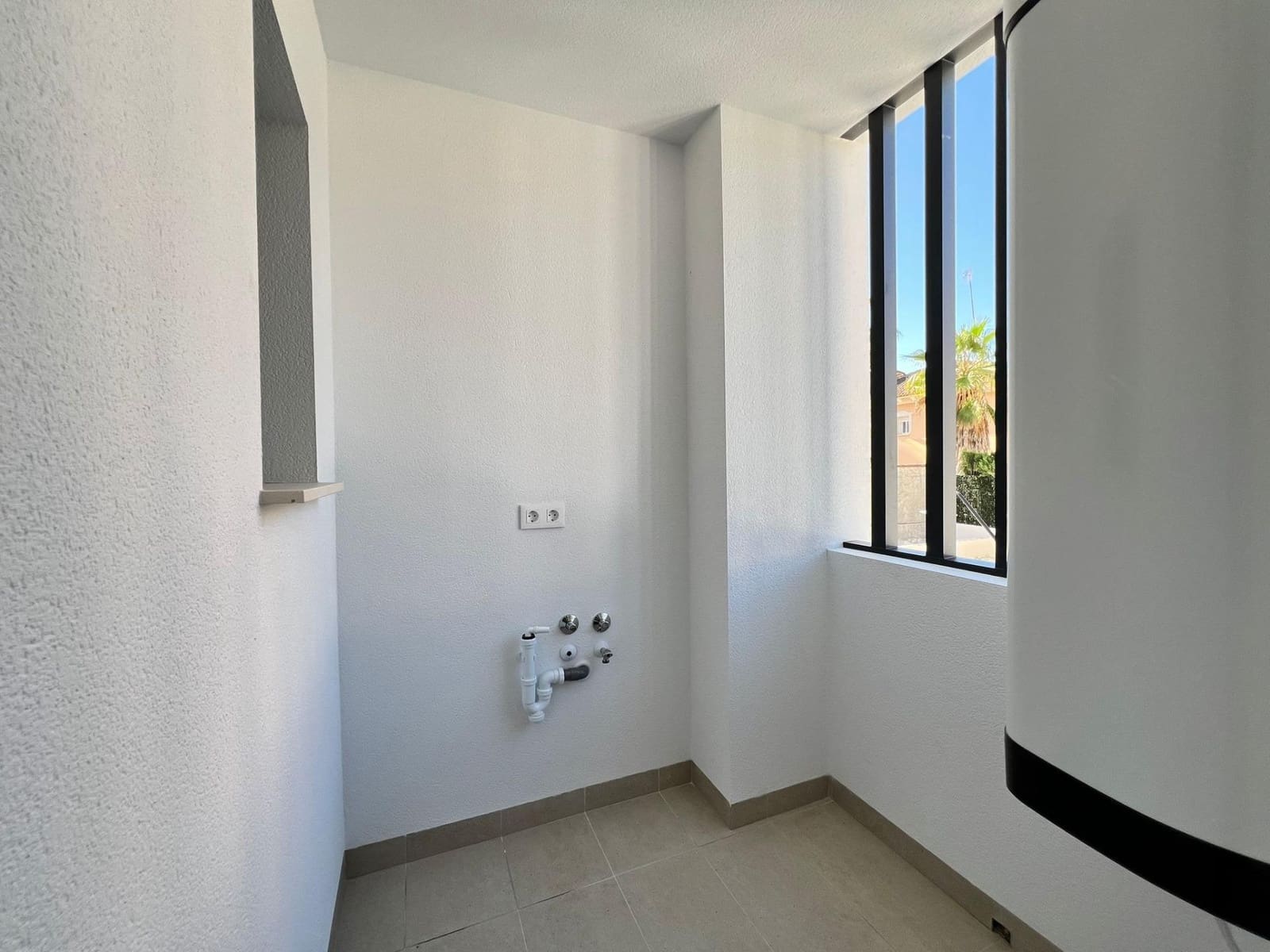 3 soverom Villa til salgs i Benferri med svømmebasseng garasje - € 318 000 (Ref: 9449053)