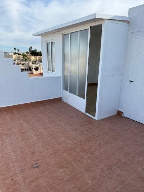 3 sypialnia Bungalow na sprzedaż w Torrevieja - 142 500 € (Ref: 9450452)
