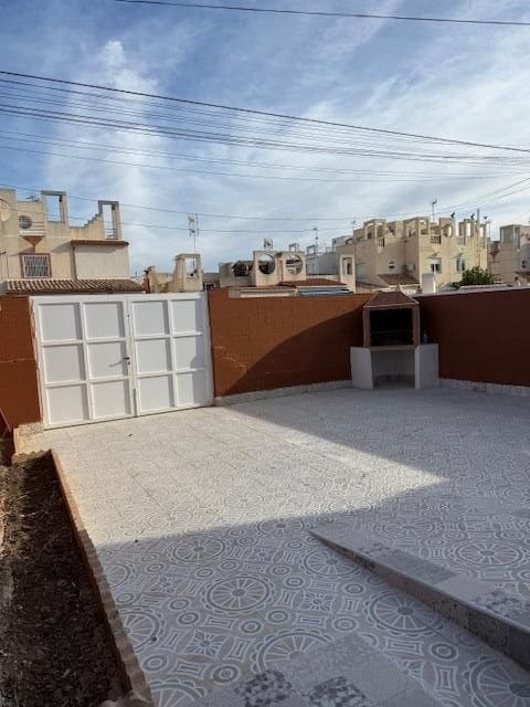 3 sypialnia Bungalow na sprzedaż w Torrevieja - 142 500 € (Ref: 9450452)