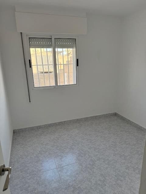 3 sypialnia Bungalow na sprzedaż w Torrevieja - 142 500 € (Ref: 9450452)