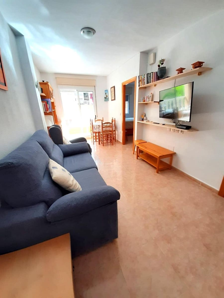 2 chambre Appartement à vendre à Torrevieja avec piscine - 135 000 € (Ref: 9450453)