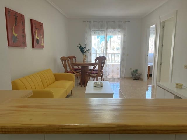 Apartamento de 2 habitaciones en Centro, Torrevieja en venta con piscina - 114.000 € (Ref: 9465683)