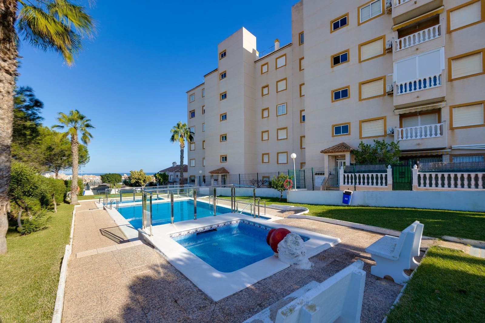 1 makuuhuone Huoneisto myytävänä paikassa La Mata mukana uima-altaan - 115 000 € (Ref: 9470603)