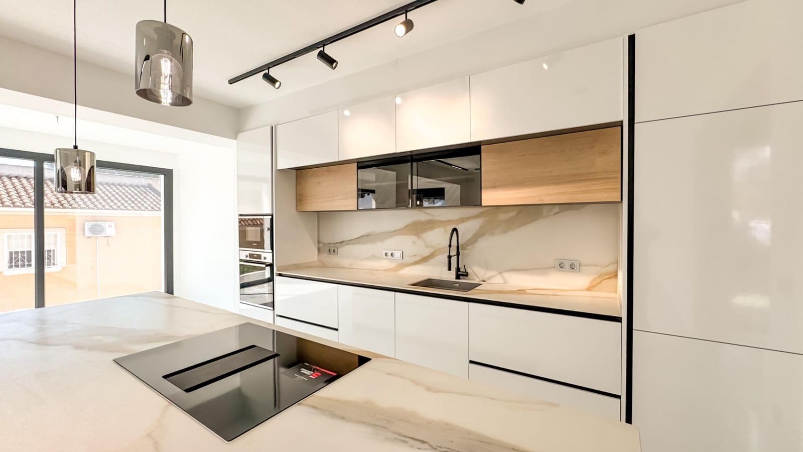 4 soveværelse Villa til salg i Los Altos med garage - € 995.000 (Ref: 9496395)