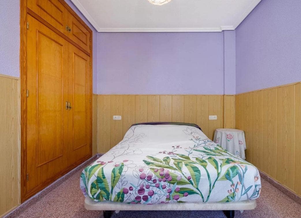 2 bedroom Penthouse for sale in Torrevieja - € 169,500 (Ref: 9497555)