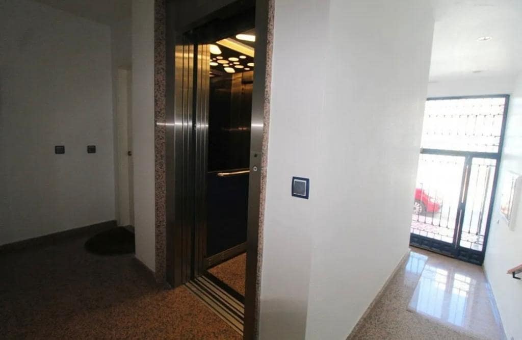 2 chambre Appartement à vendre à Torrevieja - 136 000 € (Ref: 9502614)