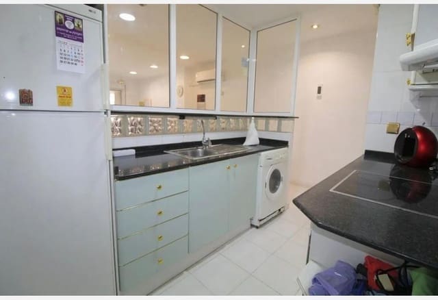 2 makuuhuone Asunto myytävänä paikassa Centro, Torrevieja - 136 000 € (Ref: 9502614)