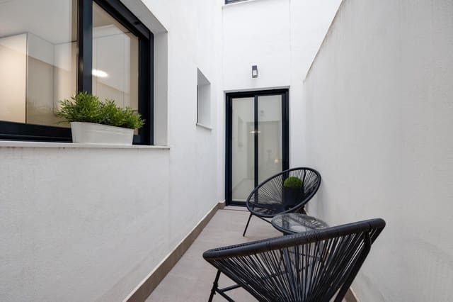 3 chambre Appartement à vendre à Centro, Torrevieja avec garage - 315 000 € (Ref: 9511264)