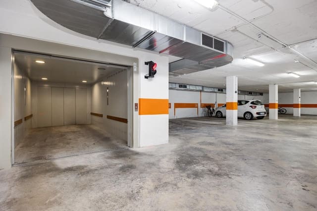 Apartamento de 3 habitaciones en Centro, Torrevieja en venta con garaje - 315.000 € (Ref: 9511264)