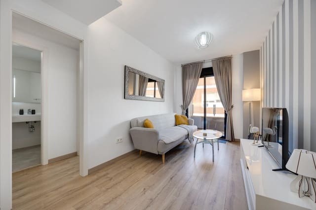 Apartamento de 3 habitaciones en Centro, Torrevieja en venta con garaje - 315.000 € (Ref: 9511264)