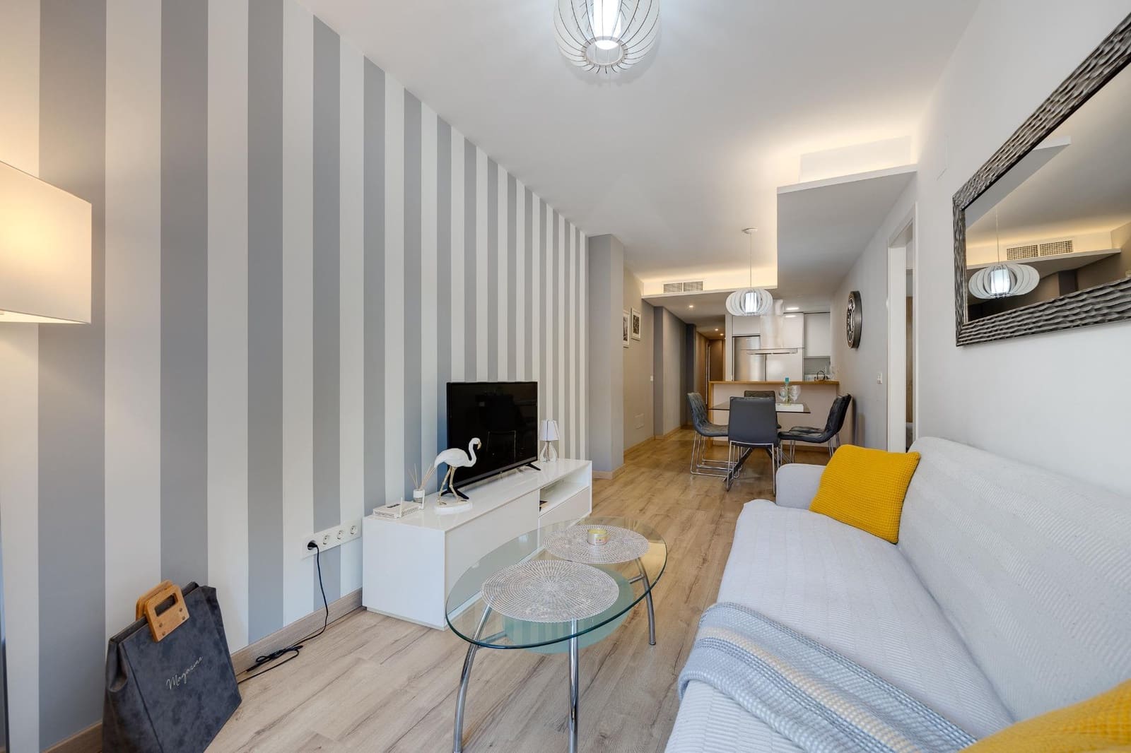 Apartamento de 3 habitaciones en Torrevieja en venta con garaje - 315.000 € (Ref: 9511264)