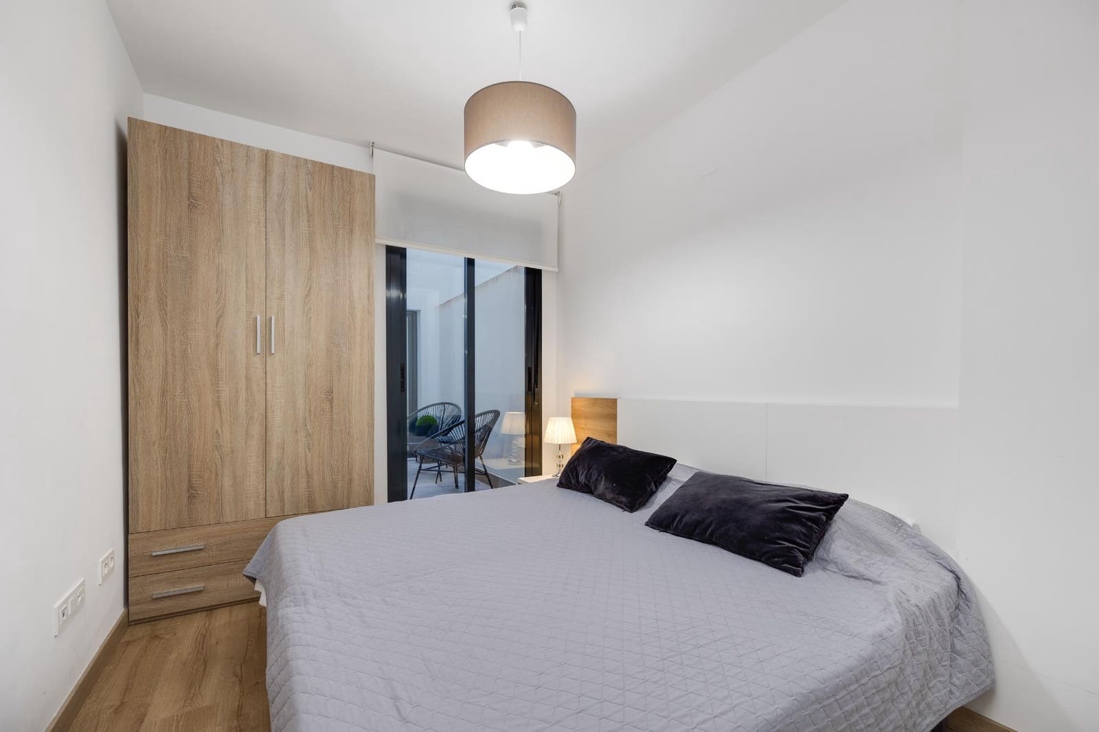 Apartamento de 3 habitaciones en Torrevieja en venta con garaje - 315.000 € (Ref: 9511264)